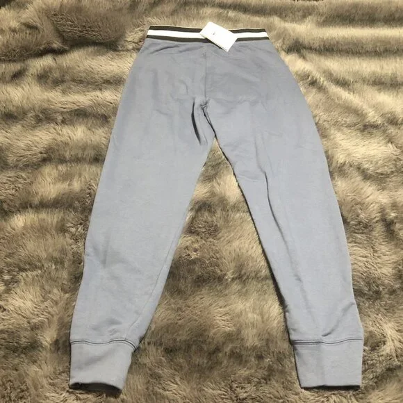 Nike Dri-Fit Court Women’s Heritage Training Pant, Size Small, Blue Gray - Picture 5 of 7